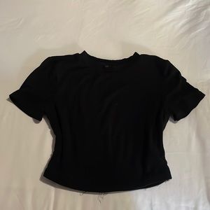 Black Minimalist Cropped T-Shirt